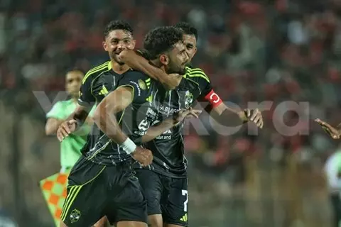ملف يلا كورة.. موقف أحمد رضا من مباراة الأهلي وفاركو.. والزمالك يشكو شوبير 